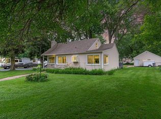 29000 Old Towne Rd, Chisago City, MN 55013
