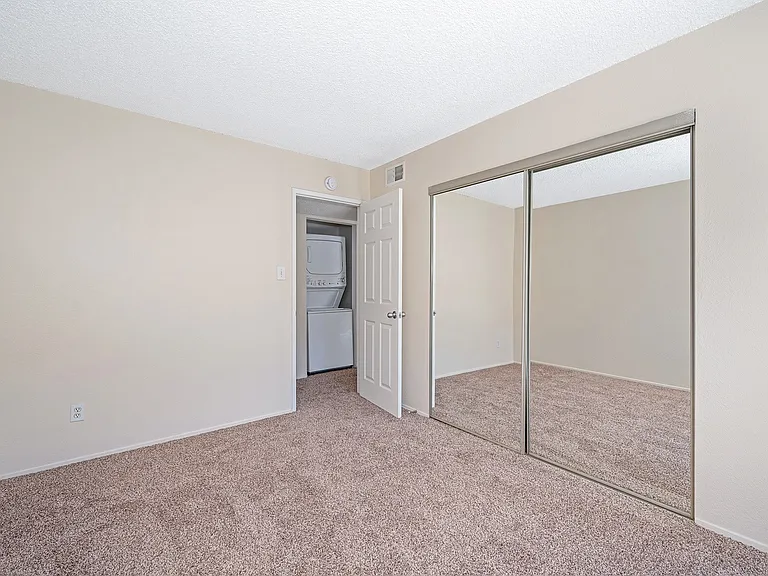 Rollingwood Condominium Rentals — Photo 23