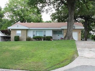 905 Denton, Benton, AR 72015