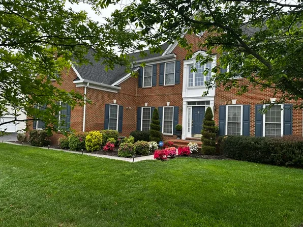 43083 Claremorris Way, Chantilly, VA 20152