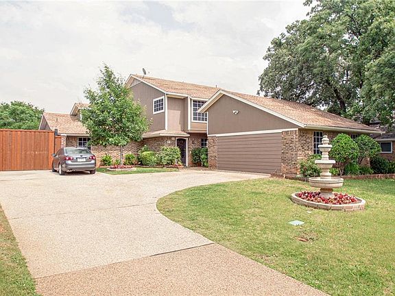 2nd image of 18 Oak Cir