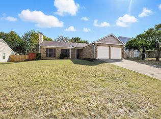 2017 Jessie Pl, Edgecliff Village, TX 76134