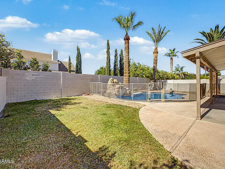 4514 E Towne Ln — Photo 23
