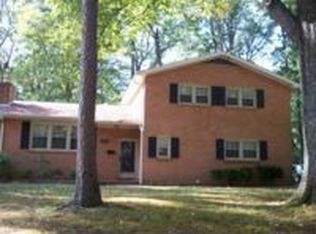 438 Summer Dr, Newport News, VA 23606
