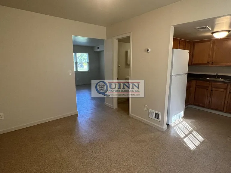 44 Willow Ct — Photo 5