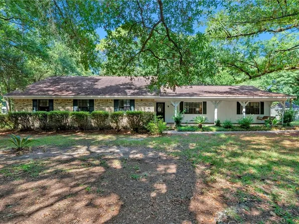 6003 Valencia Ave, Satsuma, AL 36572