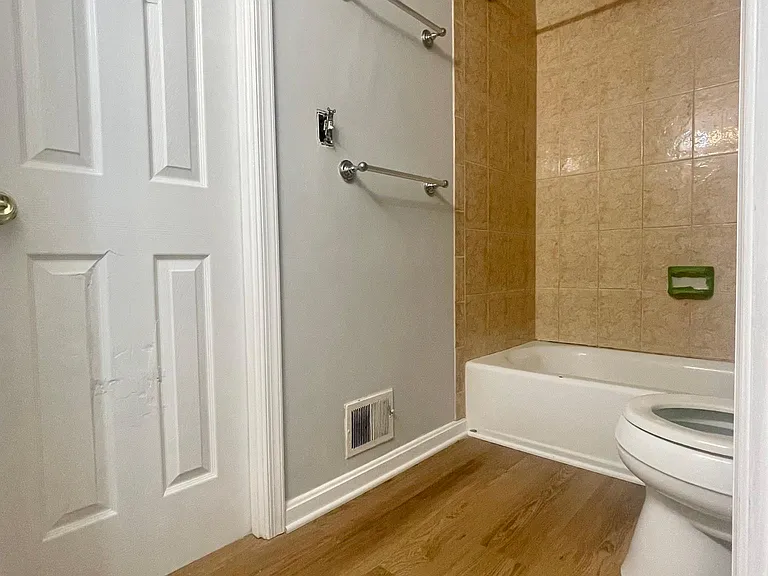 5455 Hildebrand Ct — Photo 11