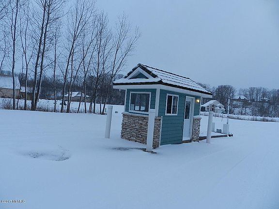 5th image of 530 Swan River Dr
