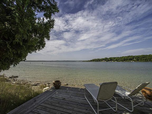 5th image of 07645 Oyster Bay Dr