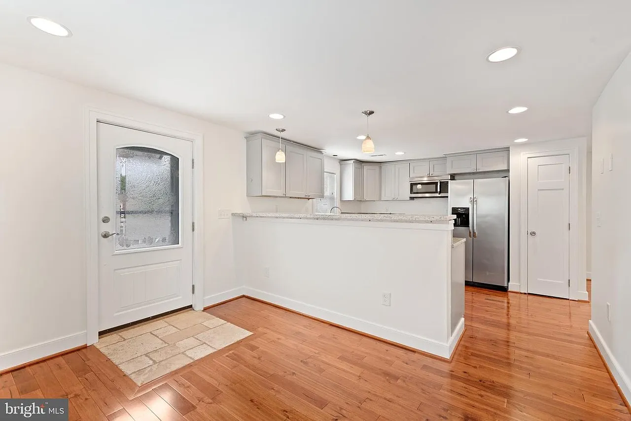 2903 Topaz Rd — Photo 3