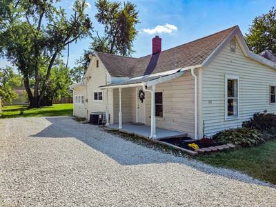 212 E Emil St, Farmersburg, IN, 47850