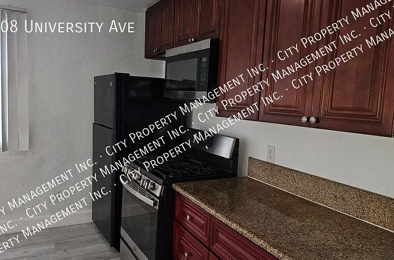 5508 University Ave — Photo 3
