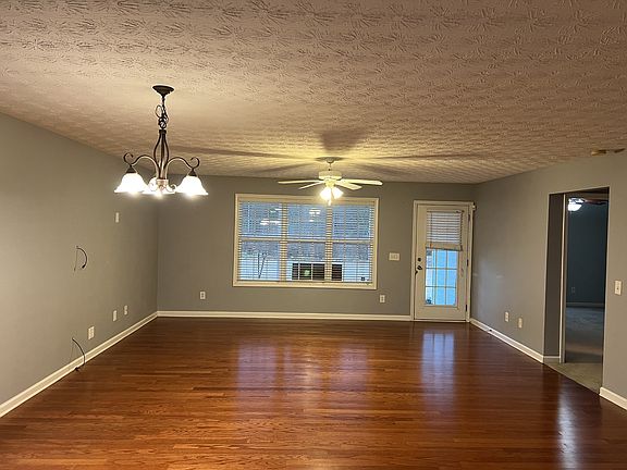 5th image of 109 Alice Walker Dr