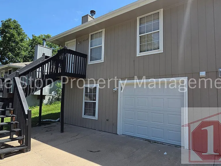 5029 N Topping Ave — Photo 1