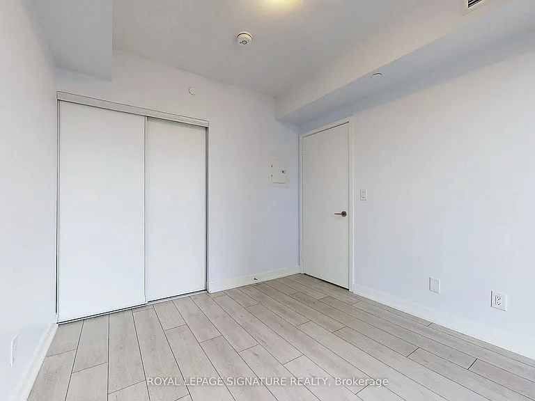 2033 Kennedy Rd #2102 — Photo 20