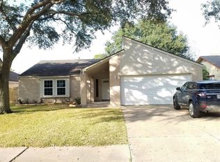 411 Merriweather St, Webster, TX 77598