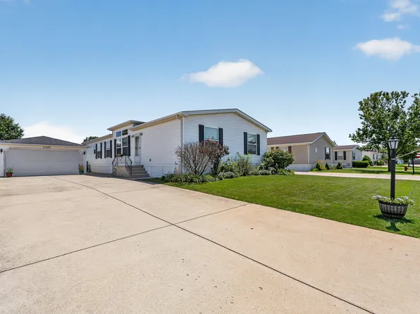 23025 S Cog Hill Dr, Frankfort, IL 60423
