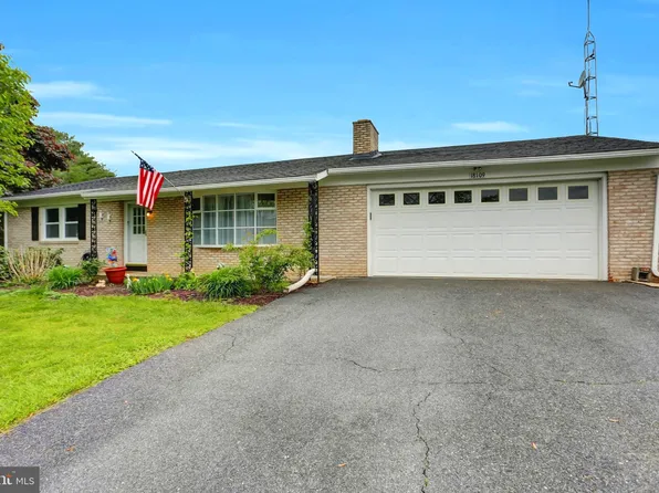 18109 Sky View Ln, Hagerstown, MD 21740