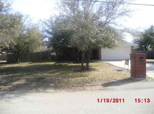 10 Whitehorse Cir, Morgans Pt Resort, TX 76513