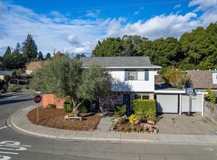 7640 Bately Ct, Sebastopol, CA 95472