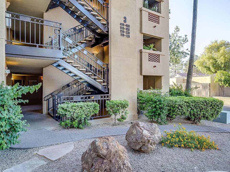 1st image of 5104 N 32nd St Unit 223