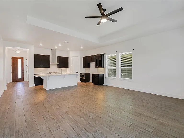 508 W Baylee Love Ln — Photo 9
