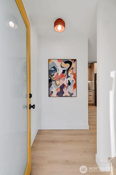 5th image of 4411 S Holly Street