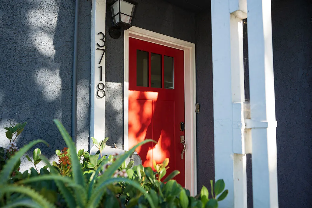 4 bed, 1260 sqft, $4,500 — Photo 1