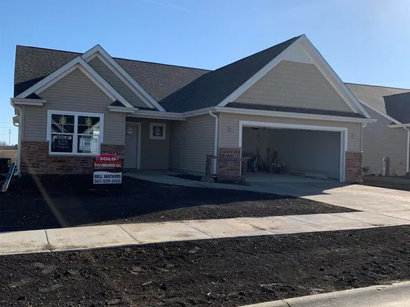 1051 Olde Brandy Ln, Davenport, IA 52807