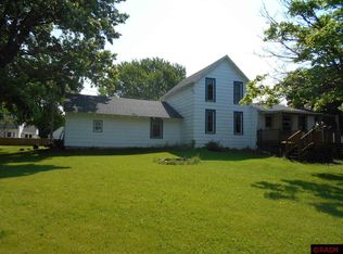 105 Main St N, Delavan, MN 56023