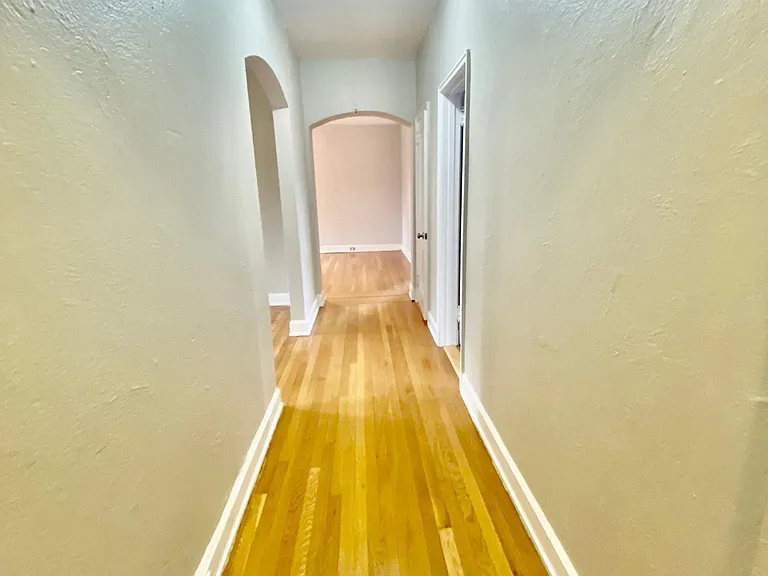 Drake Ave — Photo 3