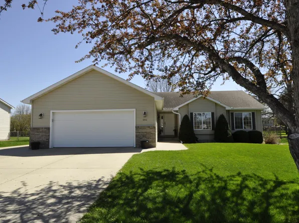 965 18th St SE, Owatonna, MN 55060