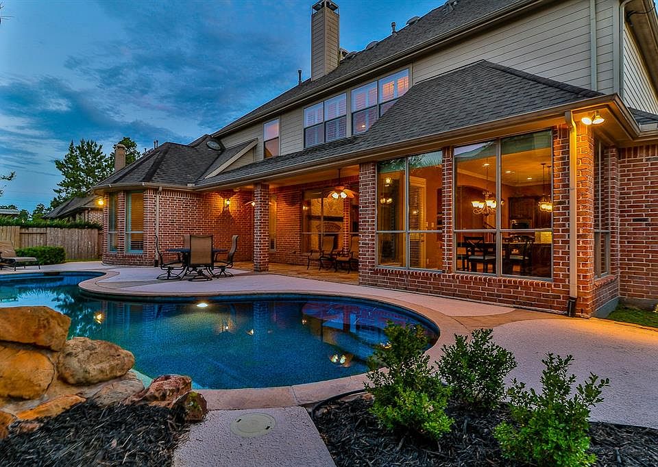 2nd image of 17306 Aleutian Bay Ln