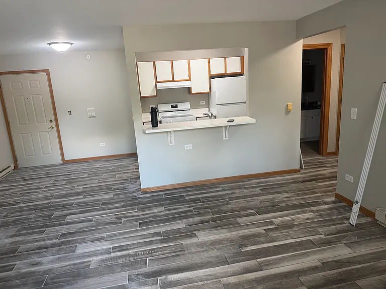 330 Leah Ln #1B — Photo 12