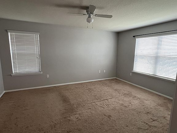 5th image of 4924 White Sanderling Ct #1