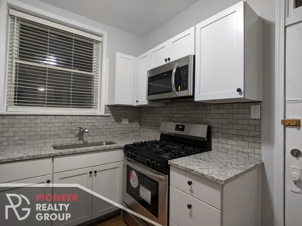 3700 W Wrightwood Ave, Chicago, IL