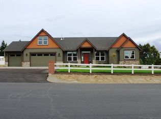 9950 Meadow Loop Rd, Newberg, OR 97132