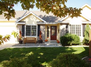 2496 E Ashbrook Ct, Eagle, ID 83616