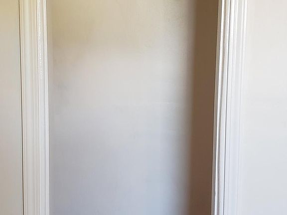 4th image of 4164 Sycamore Dr