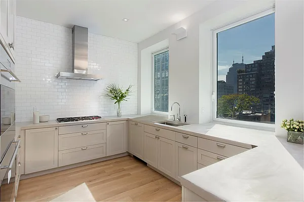 Sold by Douglas Elliman | media 20