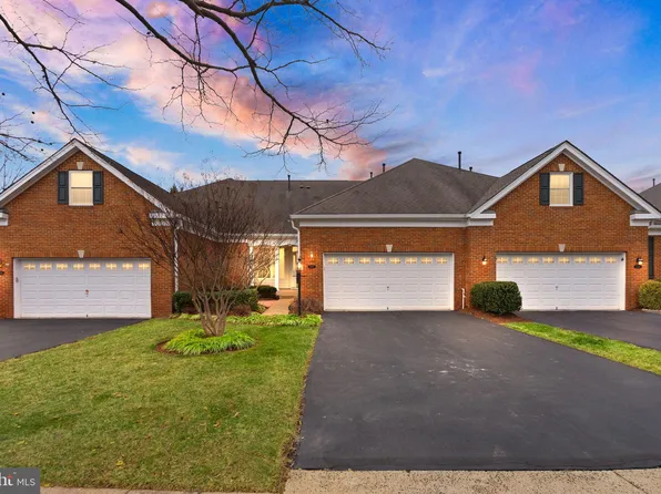 5132 Curran Creek Dr, Haymarket, VA 20169