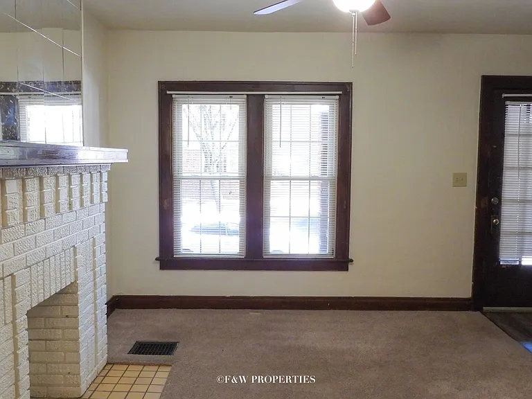 437-451 Rhoads Ave — Photo 8