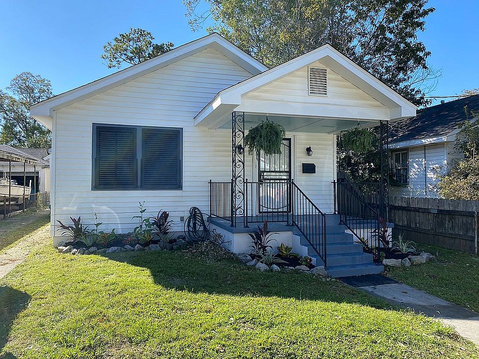 1st image of 504 Brown Ave