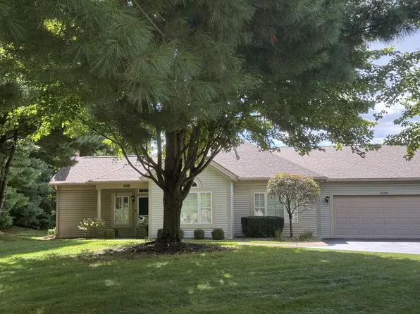 3534-4 Hunters Woods Blvd, New Castle, PA 16105