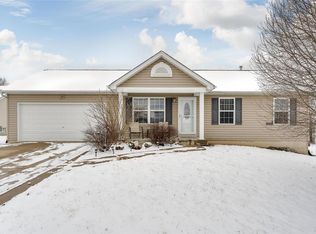 208 Gentle Pine Ln, Winfield, MO 63389