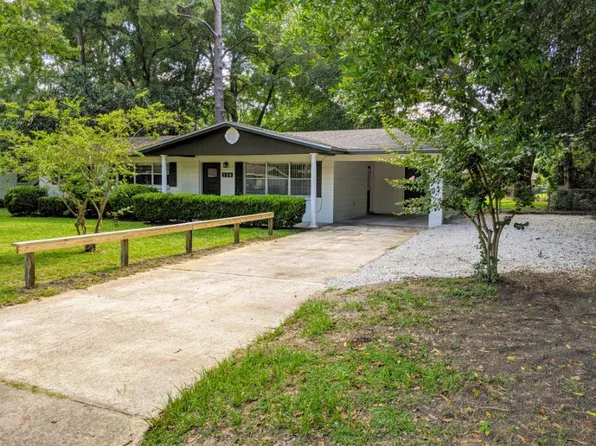 520 NW 52nd Ter, Gainesville, FL 32607