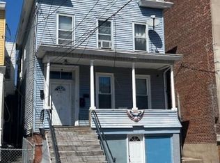 112 Washington Pl, Passaic City, NJ 07055