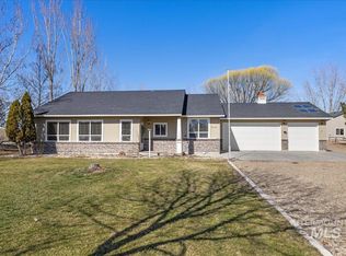 7114 Ridge View Dr, Marsing, ID 83639