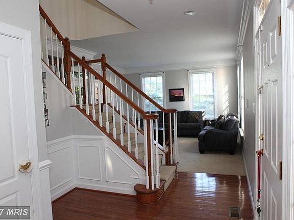 2nd image of 10606 Bristow Station Dr