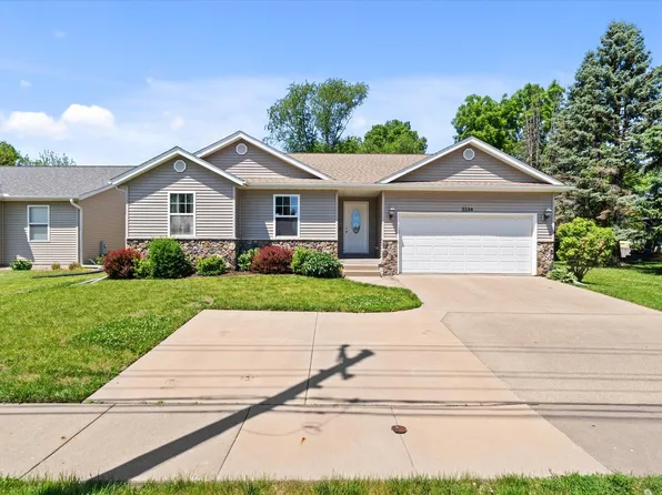 5134 N Division St, Davenport, IA 52806